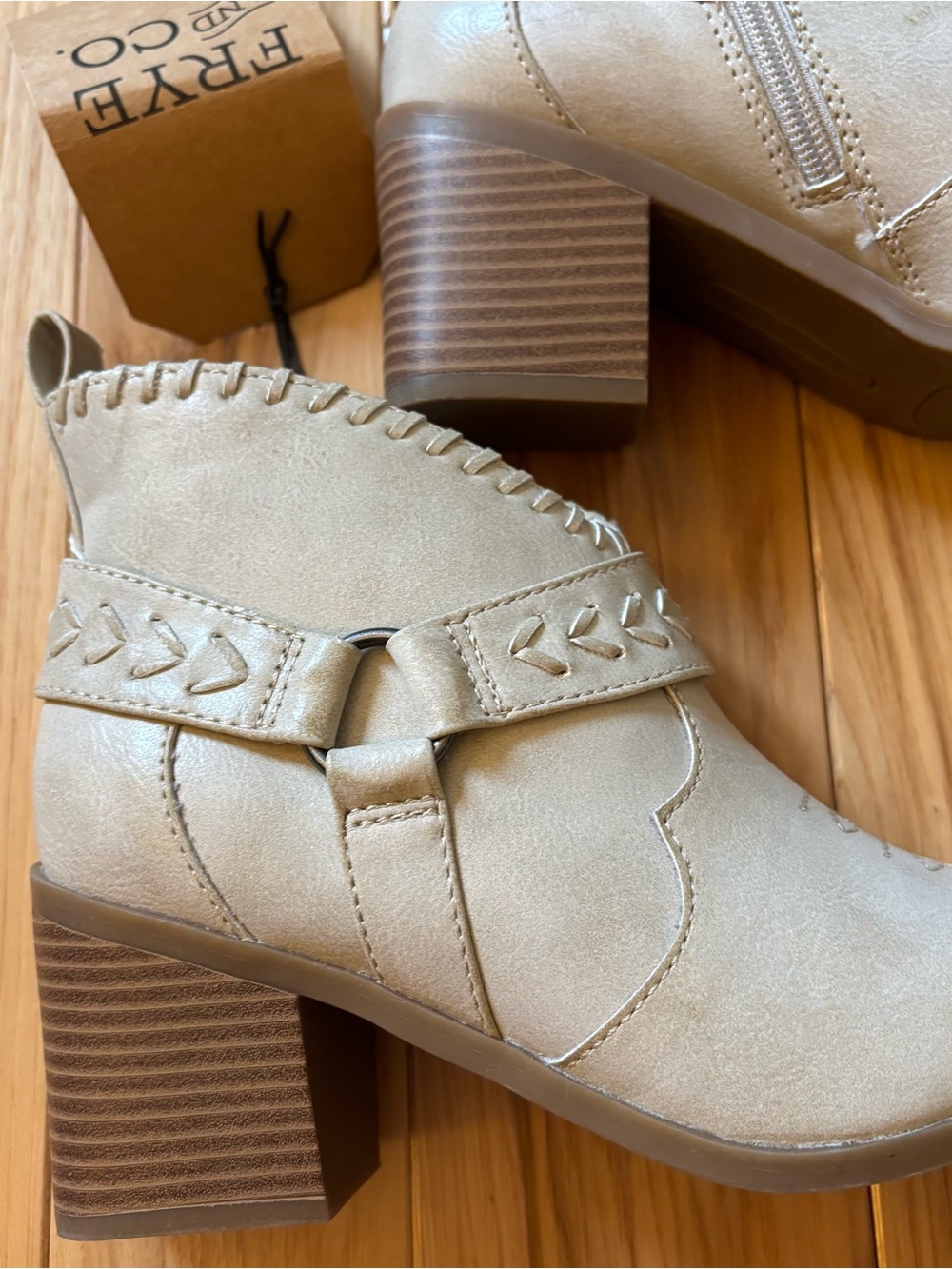 NEW Frye & Co Palma Western Harness Stacked Heel Ankle Boots - Picture 5 of 13